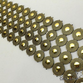 PASAMANERÍA ANCHA CADENETA CÍRCULOS PVC 105mm