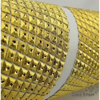 PASAMANERÍA FILAS TACHAS PIRAMIDALES PVC 105mm