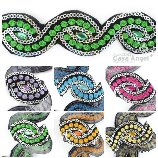 PASAMANERÍA TERMOADHESIVA LENTEJUELA Y STRASS 30mm