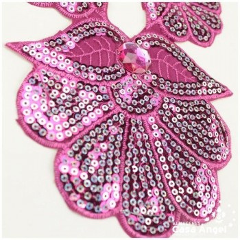 CUELLO TERMOADHESIVO FUCSIA CON LENTEJUELAS Y PIEDRAS SERIE BEGOÑA