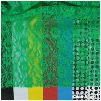 ENCAJE DE LYCRA VERDE CON FLORES PEQUEÑAS SERIE FLORA 150cm