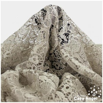 ENCAJE GUIPUR BORDADO DE FLORES CÁMEL 130cm